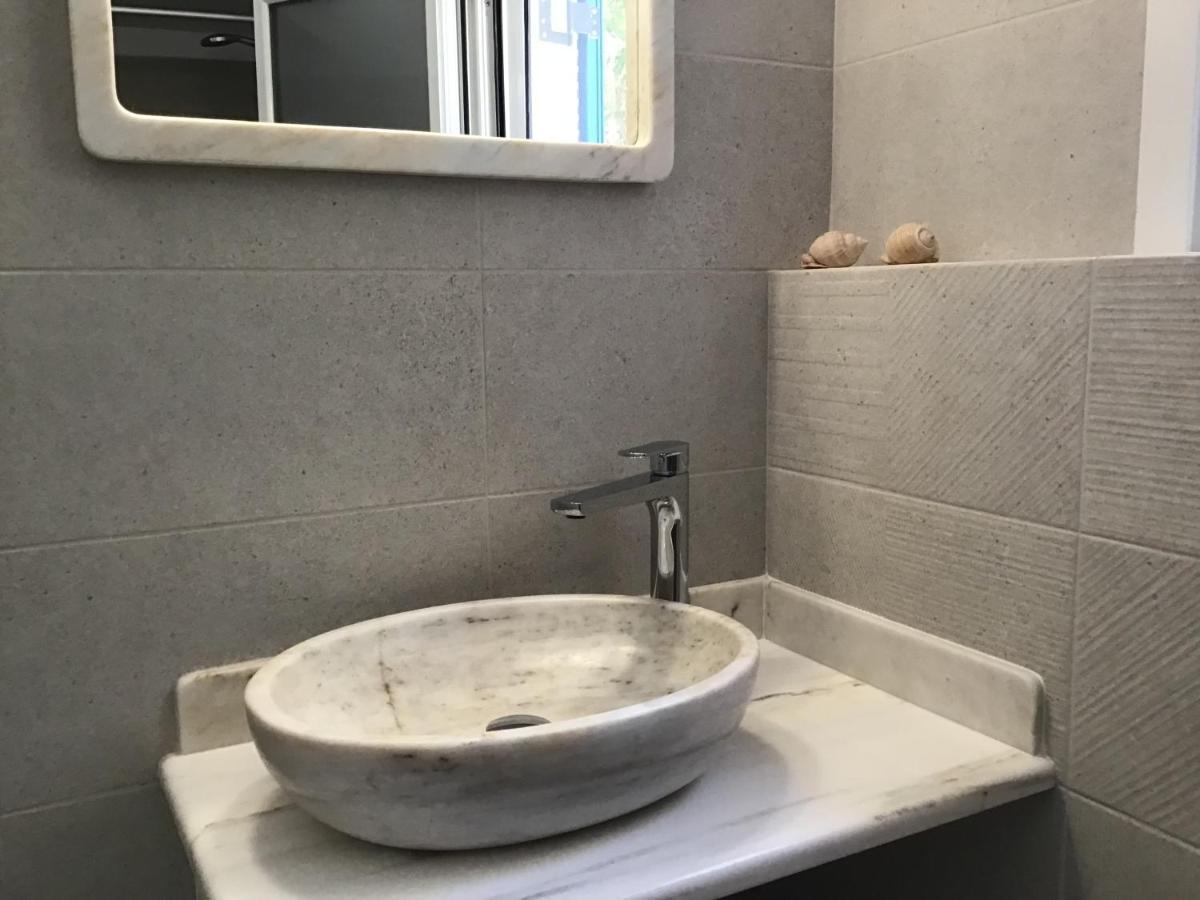 Albatross Holiday Apartments Агиос Состис Екстериор снимка