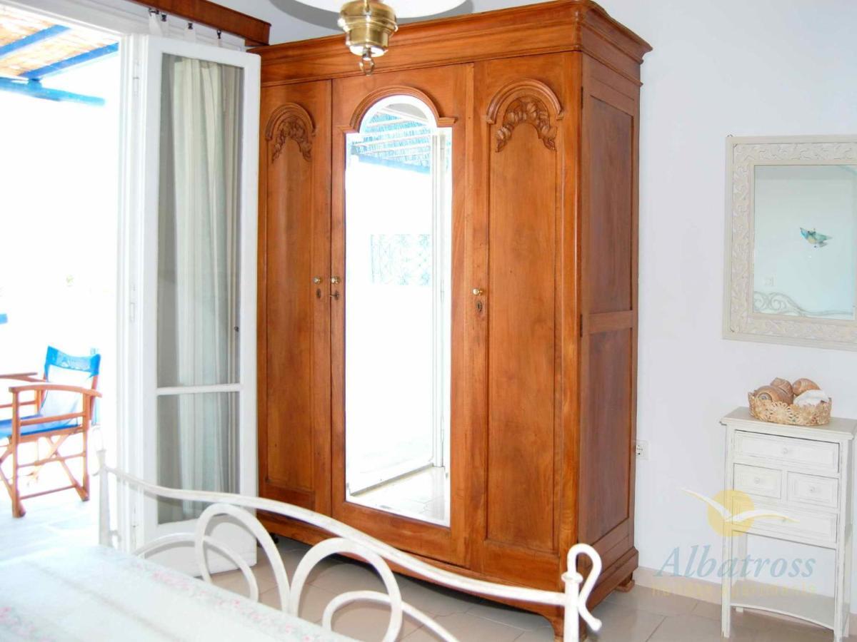 Albatross Holiday Apartments Агиос Состис Екстериор снимка